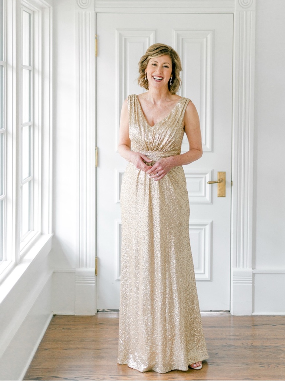 Revelry Bijou Champagne Gold Sequin V-Neck Evening Mother of Bride Gown size 10